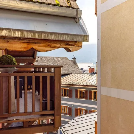 Apartment 3br Penthouse In Centre Of St Wolfgang - What'app - 0034-635-518-216 - For Reservations! *